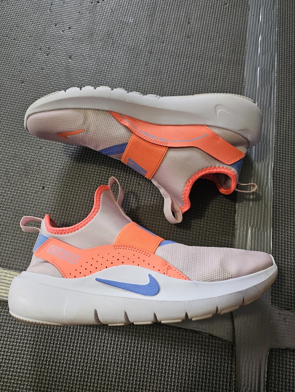 Nike Flex Run - Picture 3 of 7
